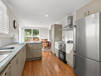 Corner Site Gem in the Heart of Papatoetoe!