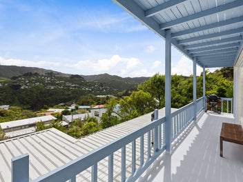 Sunny, Stylish & City-Close