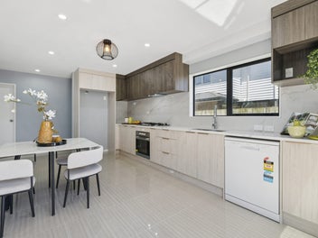 Short Walk to Revere Takanini Sikh Temple