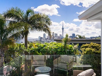 Dress Circle Freemans Bay