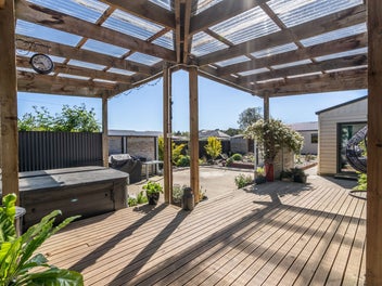 Stylish Family Living in the Heart of Hargest Zone