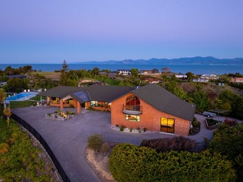 A Rare Tasman Estate