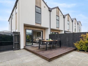 Urban Style. Suburban Calm - Just Add You.