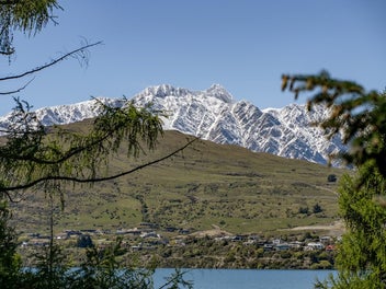 Prime Lakefront Development Opportunity