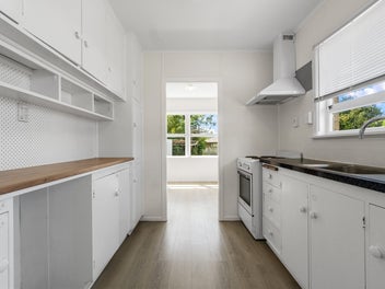 Dual Living, In Zone