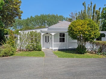 Pre-mortgagee sale - disclosed reserve $500,000!