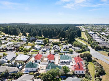 New Cottage 2 in Beautiful Waitikiri