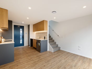 Brand New & Close to the CBD!