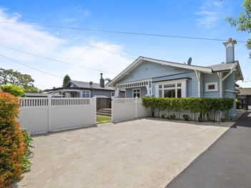 CLASSIC CENTRAL VILLA.