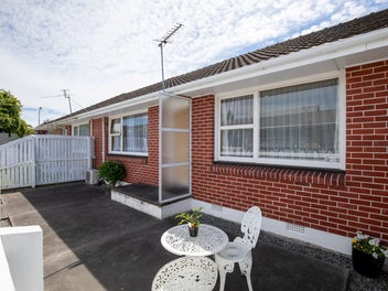 LOCATION, CONVENIENCE IN THE SCHOOL ZONES