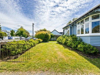 Prime Location and Zoned for Top Schools