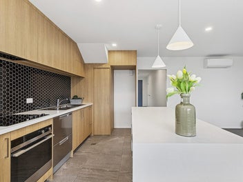 Modern Townhouse Living in Holystone.