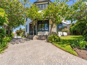 Your next FAMILY home!