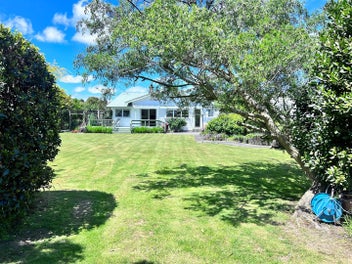 TEAM LEWIS - PRIVACY, PARADISE, & PEACEFUL