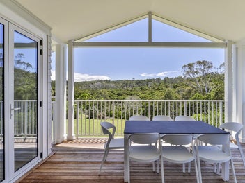 New Entertainer's Townhouse at Kensington Park