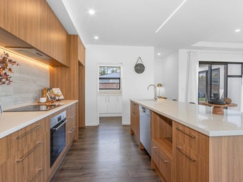 Highly Motivated Vendors - Must Be Sold!