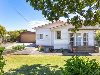 AN EXCEPTIONAL OPPORTUNITY ON 1011M2!