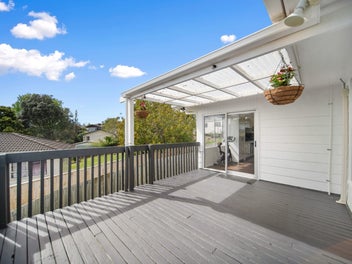 Massey Buyers & Investors, This Is Your Chance !