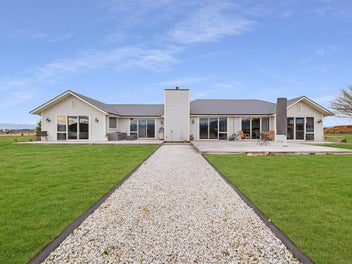 Lifestyle Living in The Drive