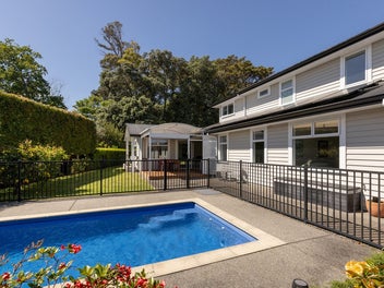 Where Home Meets Holiday Living