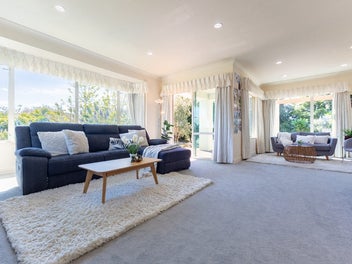 Grand-Scale Family Comfort in a Private Cul-de-Sac