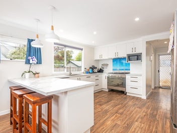 Live the good life in Bulls!