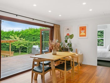 PRIVATE RELAXING GETAWAY or TRANQUIL FAMILY LIVING