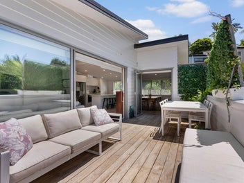 Elevated Living in a Sea of Green