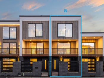 Oversized & Executively Specced. Lucky last unit!