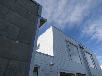 Easy Living At The Beach! Master Suite Downstairs!