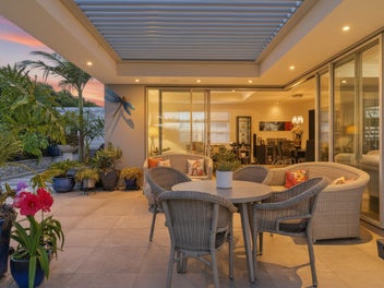 Easy Living on Ninth Avenue