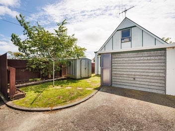 TEAM LEWIS - PEACEFUL LIVING