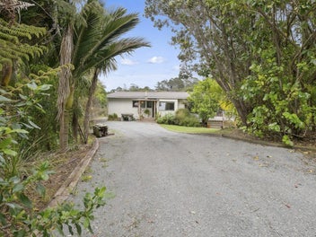 Family Home plus a potential minor dwelling!