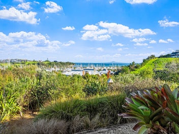 $600,000 below CV! Peace & Privacy on 3368sqm