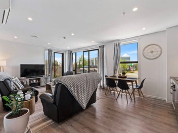 Corner Envy, Park-Side Elevation!