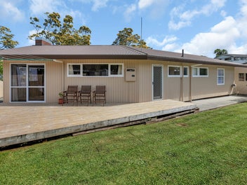 Motivated Seller - Family Living in Kamo