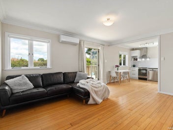 Freshly Updated Family Home – Ready for You!