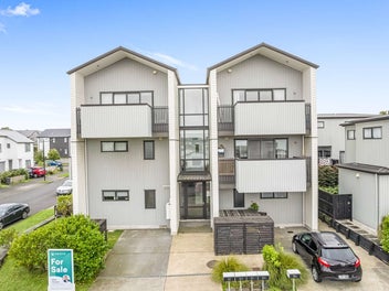 Your Top-Floor Haven by the Bay