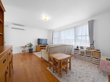 Motivated Sellers - Upsizing & Moving for Work