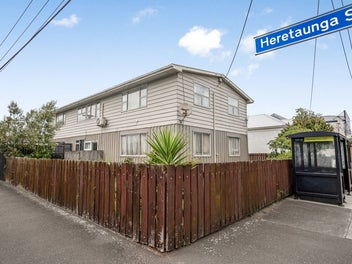 Stylish 1-Bedroom Unit in the Heart of Petone