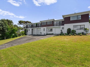 Elevated elegance, garden calm