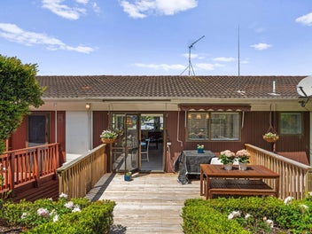 Elevated elegance, garden calm