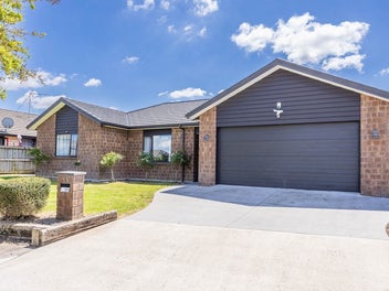 Home with income opportunity