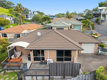 Your Search Ends Here: Arkles Bay Gem