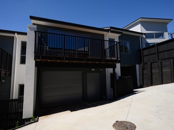 5/6 Ruakiwi Road, Brand New