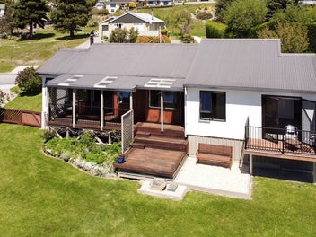Immaculate Tekapo home or investment