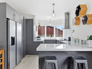 Leafy Outlooks and Peaceful Privacy