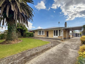 Hillcrest Classic with Space and Potential