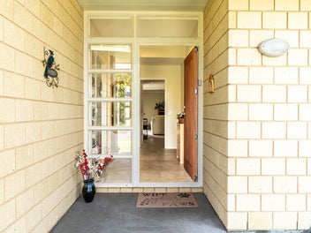 Serious About Selling - Don't Miss This Family Gem