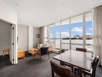 Modern, Sun-Filled City Living